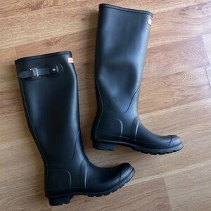 Hunter Black Tall Rain Boots